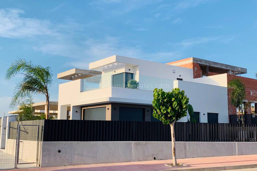 Nueva construcción  - Chalet / Villa - La Marina