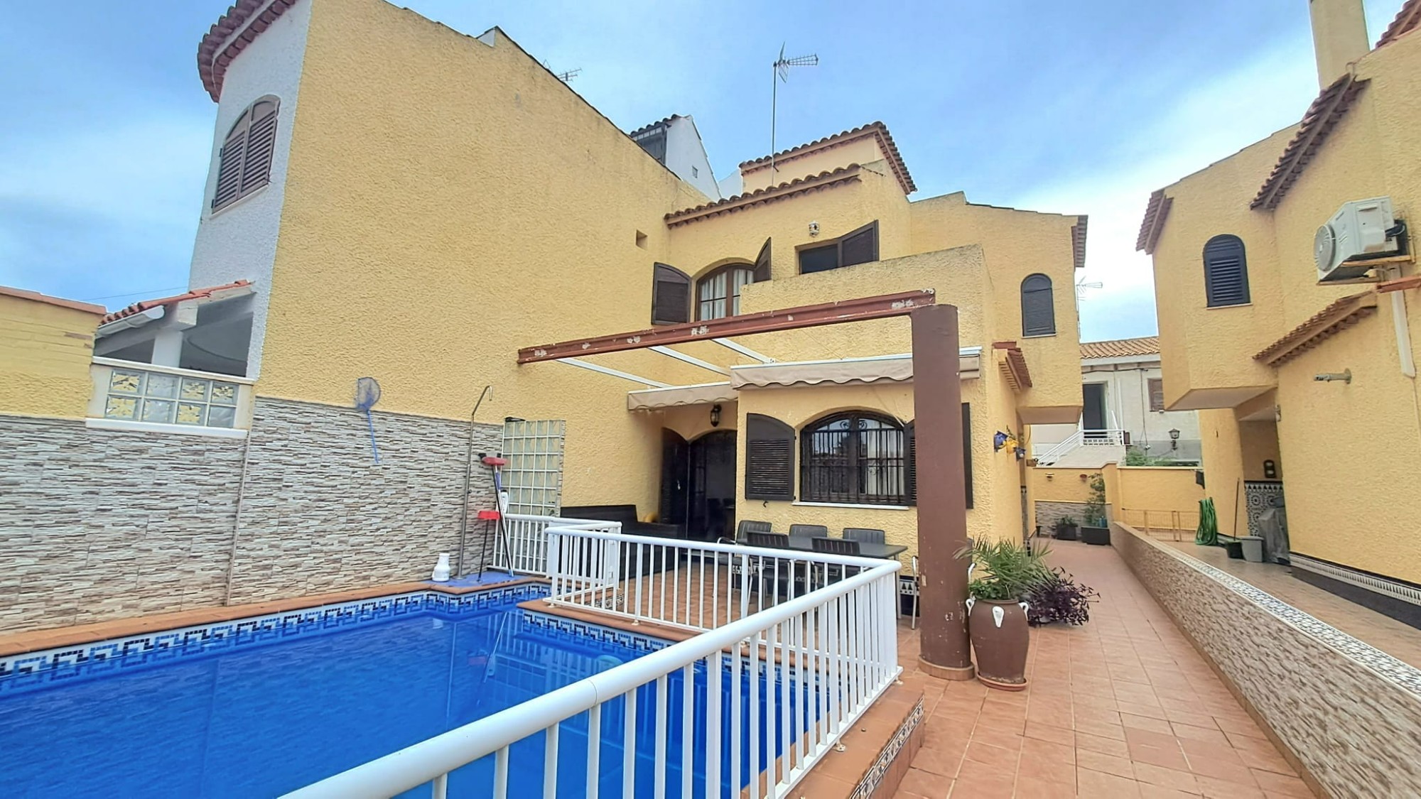 For sale: 3 bedroom house / villa in Torrevieja, Costa Blanca