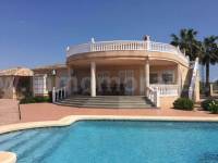 Herverkoop - Villa ( Finca ) - Catral