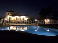 Resale - Detached House / Villa  - Catral