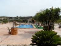 Resale - Country Villa   - Elche