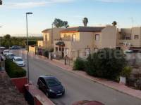 Resale - Detached House / Villa  - Daya Nueva