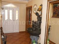 Resale - Detached House / Villa  - Almoradí