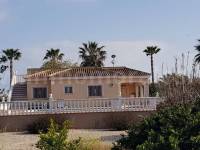 Herverkoop - Villa ( Finca ) - Catral