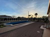 Herverkoop - Villa ( Finca ) - Catral