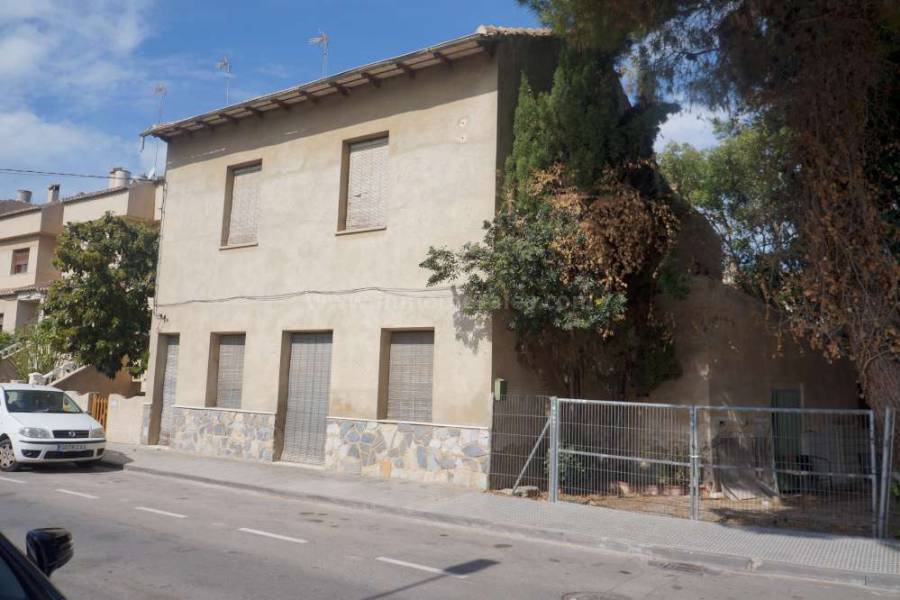 Revente - Maison individuelle / Villa - Almoradí