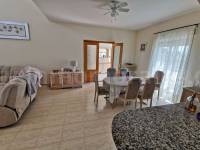 Venta - Villa con anexo - Dolores