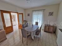 Venta - Villa con anexo - Dolores