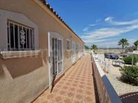 Venta - Villa con anexo - Dolores