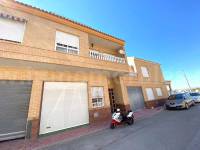 Resale - Town House  - San Isidro