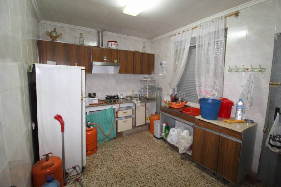 Resale - Country Villa   - Crevillente - Crevillent