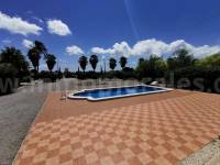 Herverkoop - Villa ( Finca ) - Catral