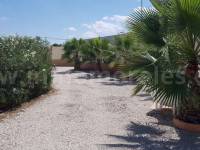 Resale - Country Villa   - Crevillente - Crevillent