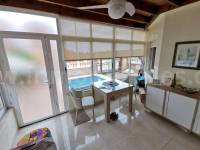 Resale - Detached House / Villa  - Almoradí