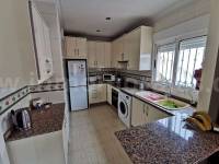 Resale - Detached House / Villa  - Almoradí