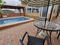 Resale - Detached House / Villa  - Almoradí