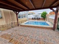 Resale - Detached House / Villa  - Almoradí