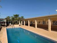 Resale - Country Villa   - Crevillente - Crevillent