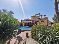 Herverkoop - Villa ( Finca ) - Catral