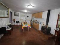 Resale - Country Villa   - Hondon de las Nieves