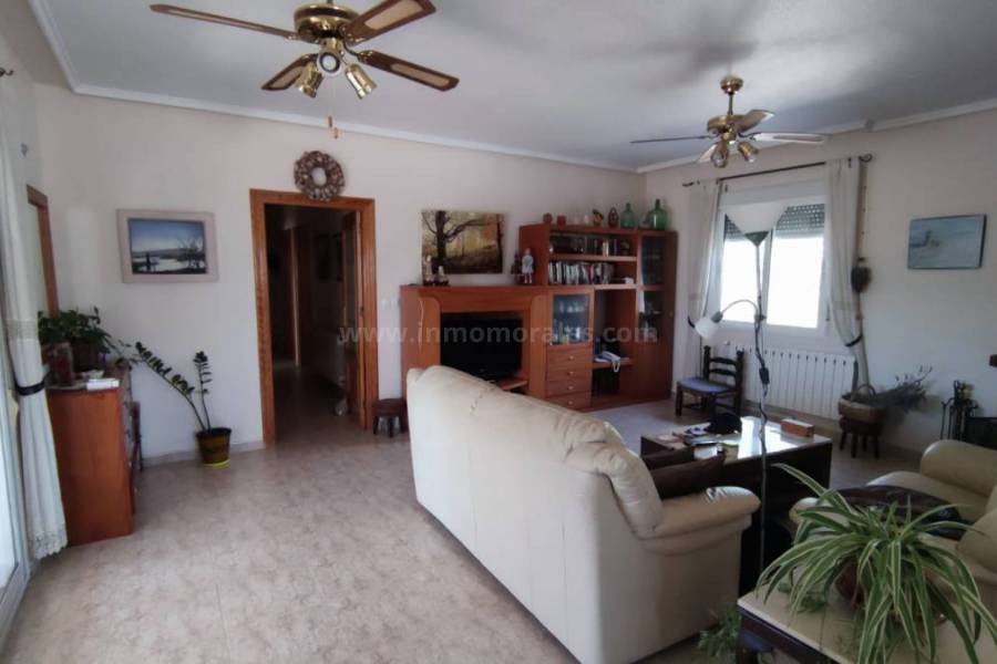 Resale - Country Villa   - Hondón de los Frailes