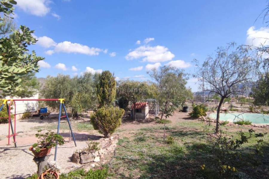 Resale - Country Villa   - Hondón de los Frailes