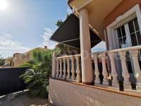 Resale - Detached House / Villa  - Almoradí