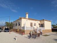 Venta - Chalet / Villa - Catral