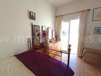 Resale - Detached House / Villa  - Catral