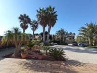 Herverkoop - Villa ( Finca ) - Catral