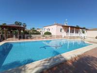 Herverkoop - Villa ( Finca ) - Catral