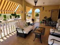 Herverkoop - Villa ( Finca ) - Catral