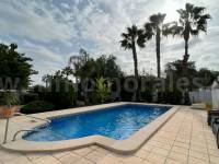 Herverkoop - Villa ( Finca ) - Catral