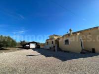 Herverkoop - Villa ( Finca ) - Catral