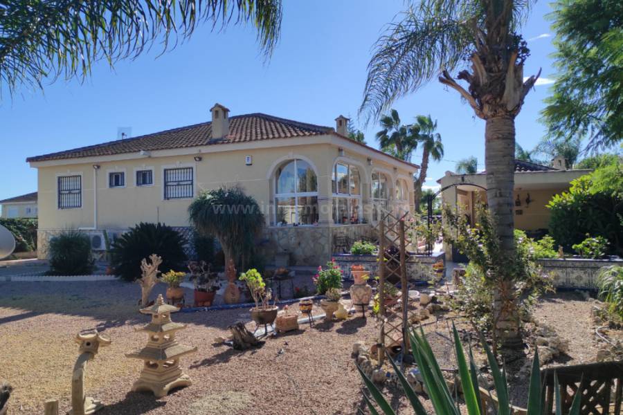 Resale - Country Villa   - Catral