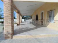 Resale - Country Villa   - Crevillente - Crevillent