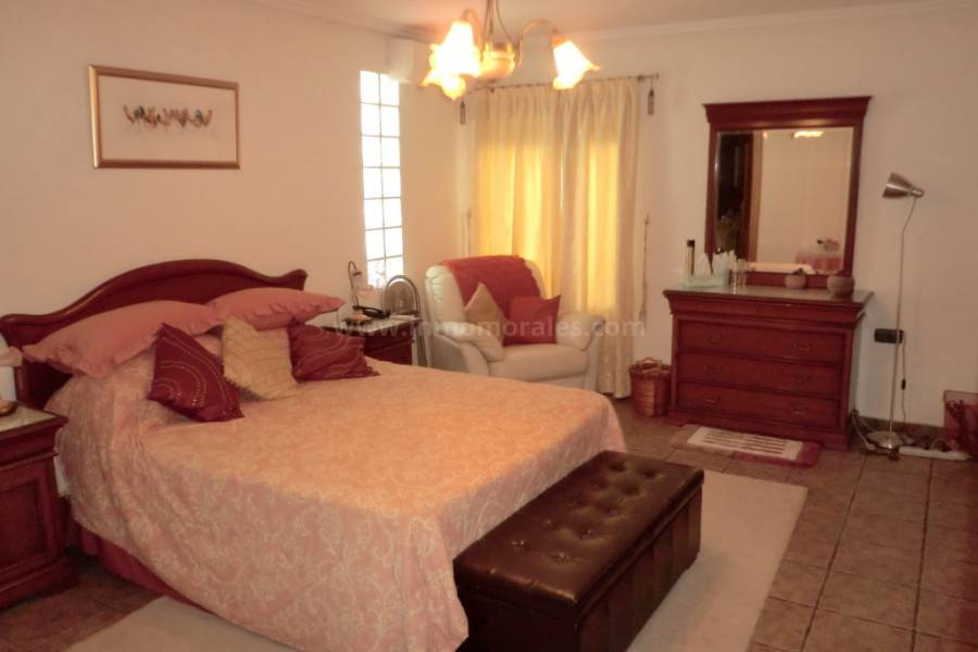 Resale - Country Villa   - Catral