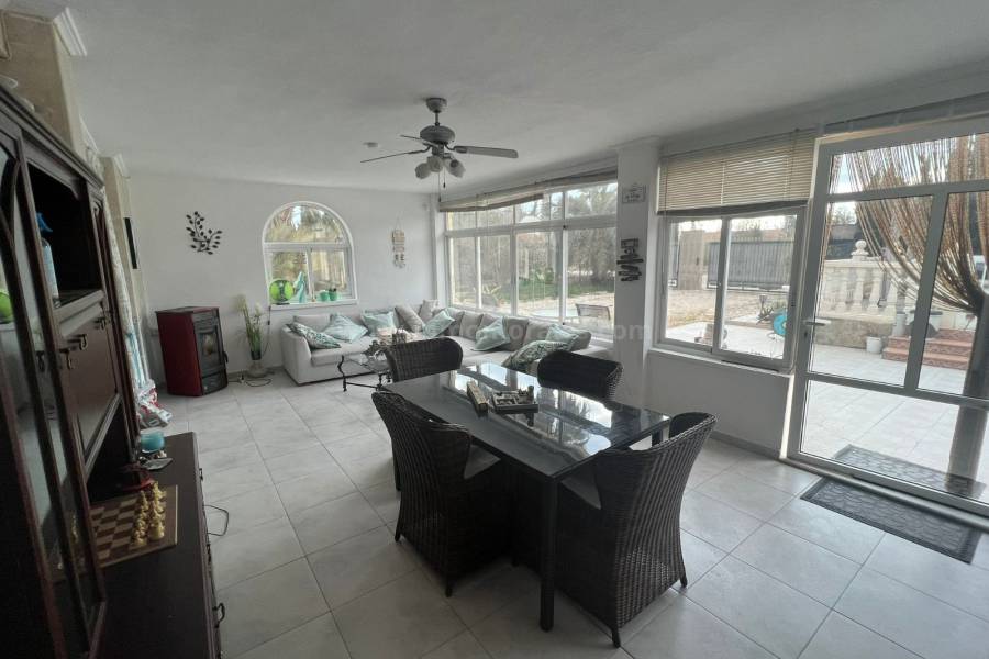 Resale - Country Villa   - Elche - La Hoya