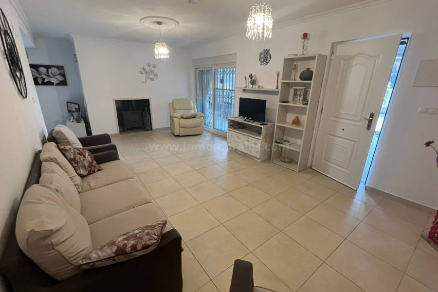 Resale - Country Villa   - Elche - La Hoya