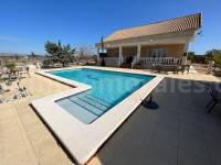 Resale - Country Villa   - Crevillente - Crevillent