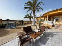 Herverkoop - Villa ( Finca ) - Catral