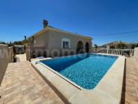 Herverkoop - Villa ( Finca ) - Catral