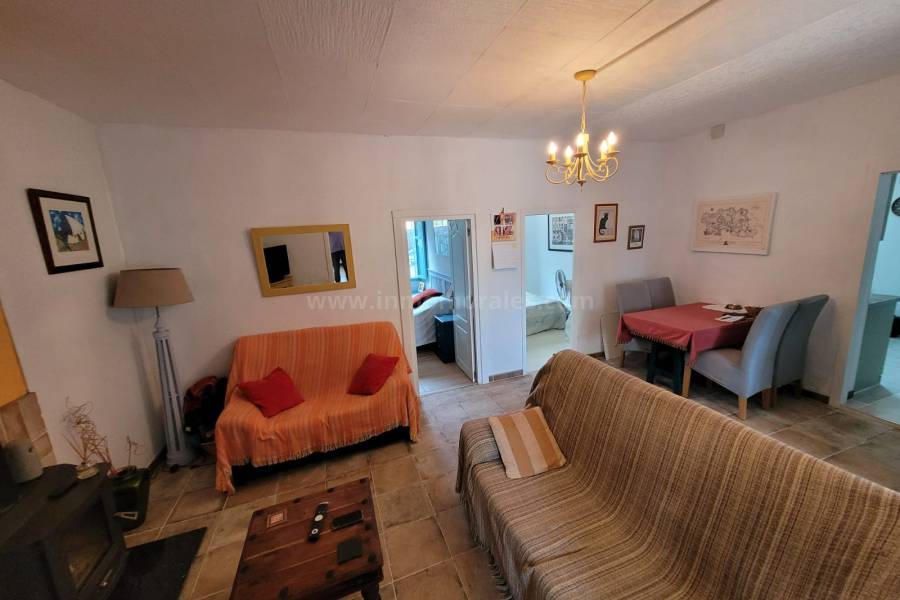 Venta - Villa con anexo - Dolores