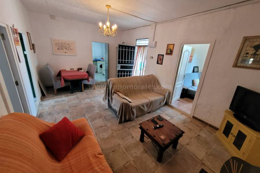 Venta - Villa con anexo - Dolores