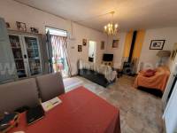 Venta - Villa con anexo - Dolores