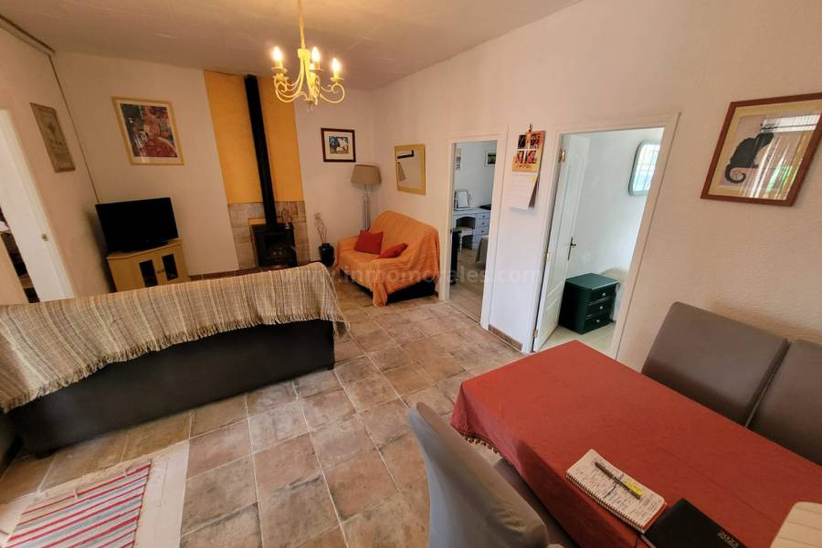 Venta - Villa con anexo - Dolores