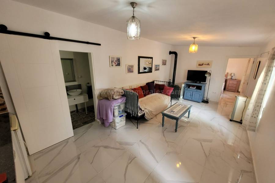 Venta - Villa con anexo - Dolores