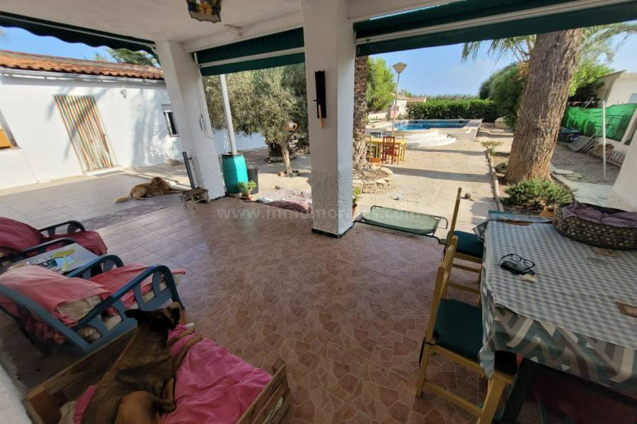 Venta - Villa con anexo - Dolores