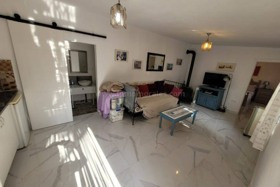 Venta - Villa con anexo - Dolores