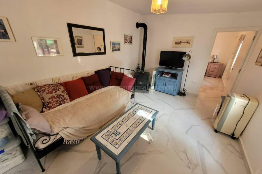 Venta - Villa con anexo - Dolores